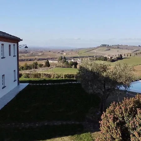 Agriturismo Antica Corte - Glicine * Montepulciano Stazione